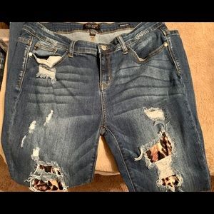 Judy Blue leopard patch distressed skinny jeans